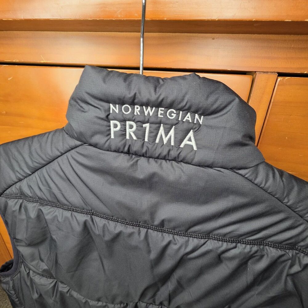 66 North Puffer Vest Size Large Black Quilted Insulated Full Zip Outdoor Active - Picture 9 of 13